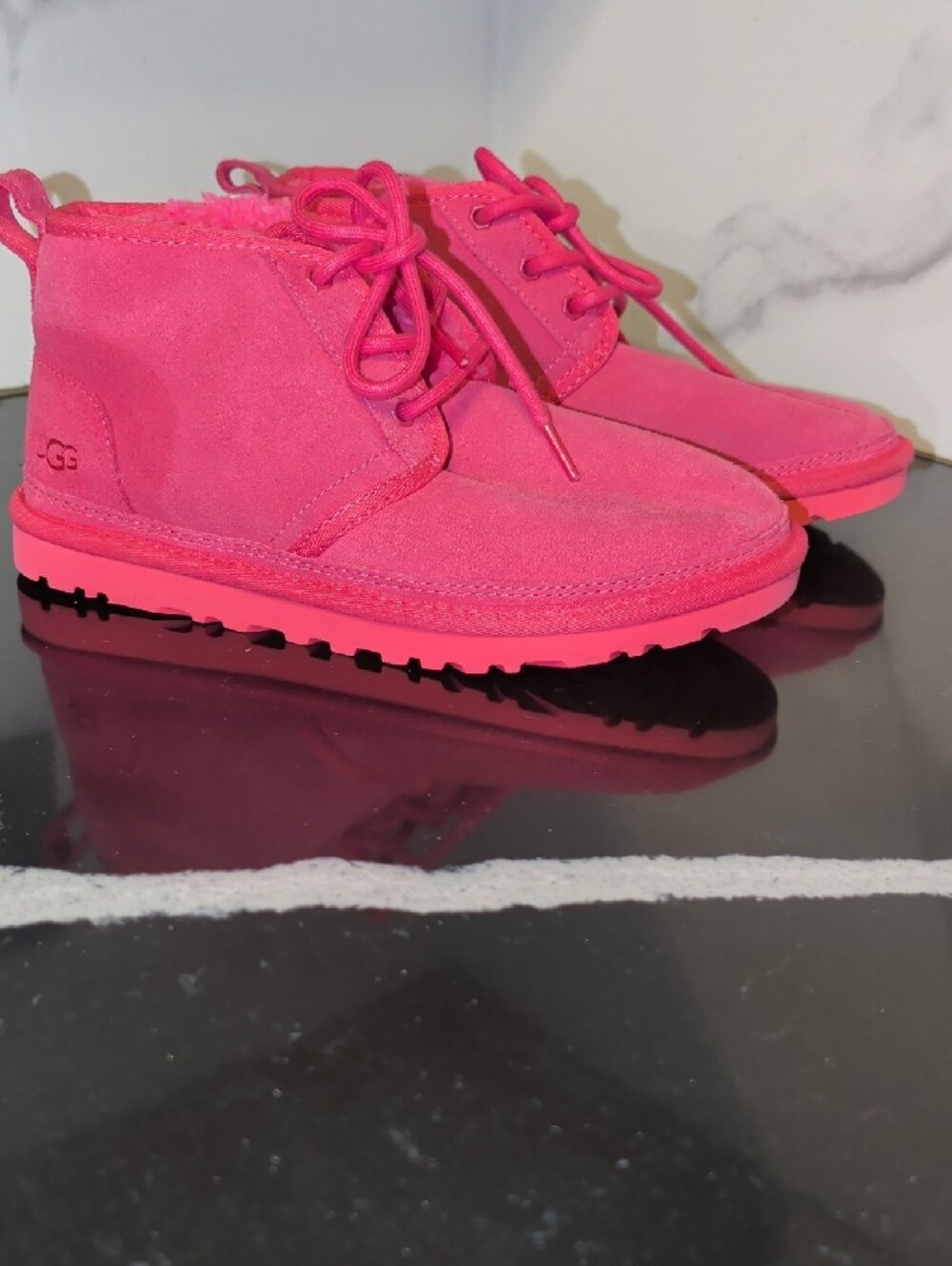 UGG Neumel Chukka 'Taffy Pink' Lace-Up Boots Wmn's Size 7 Used Exc - Picture 3 of 8